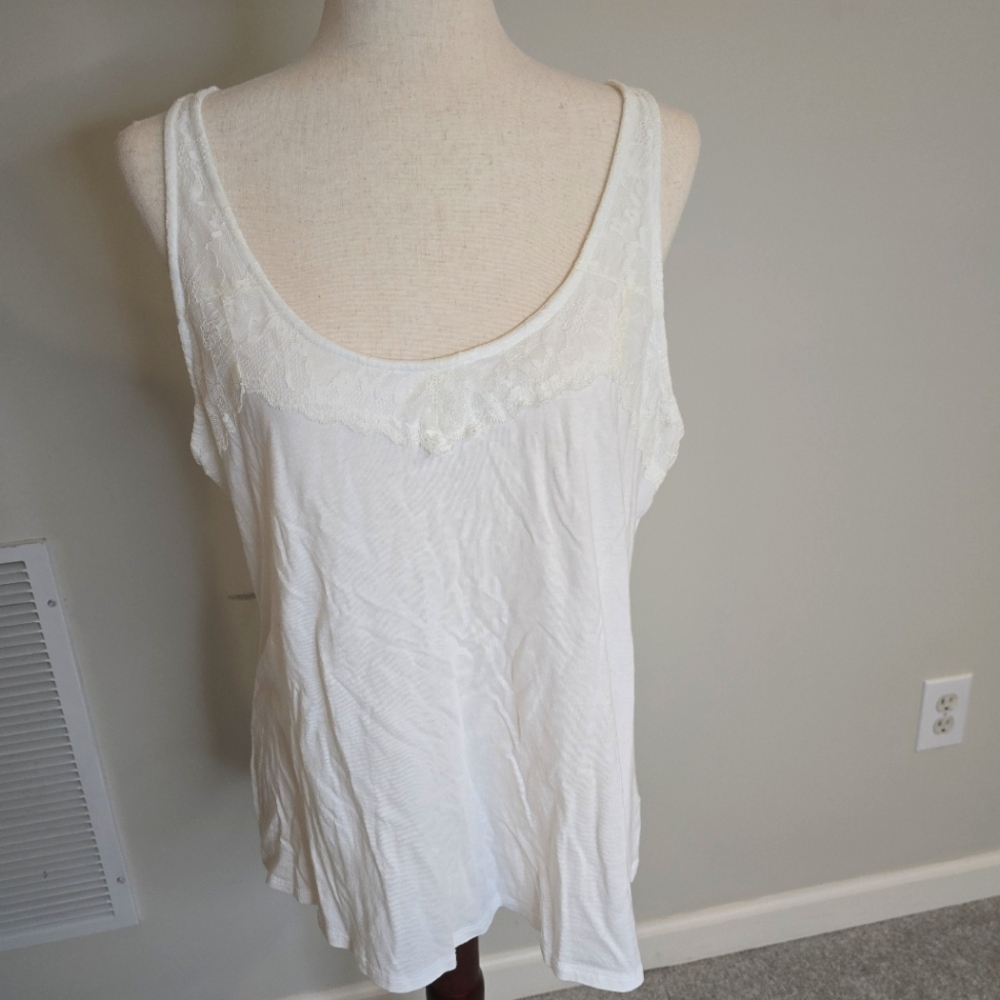 ELLE White Lace Trim Women's Sleeveless Top XL